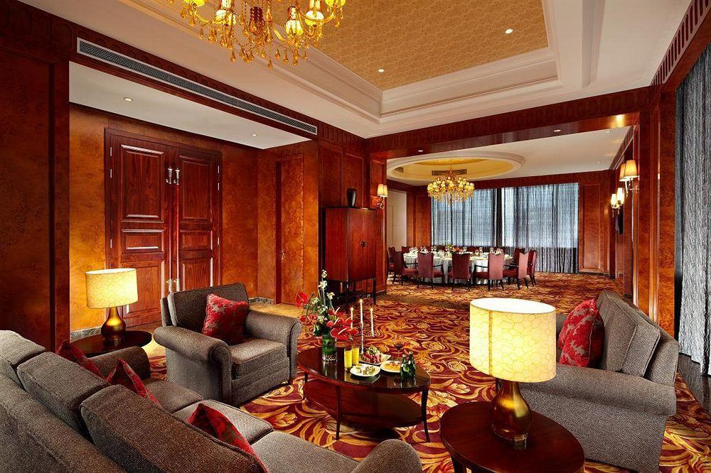 Jurong Yukun New Century Hotel Jiangsu Eksteriør bilde